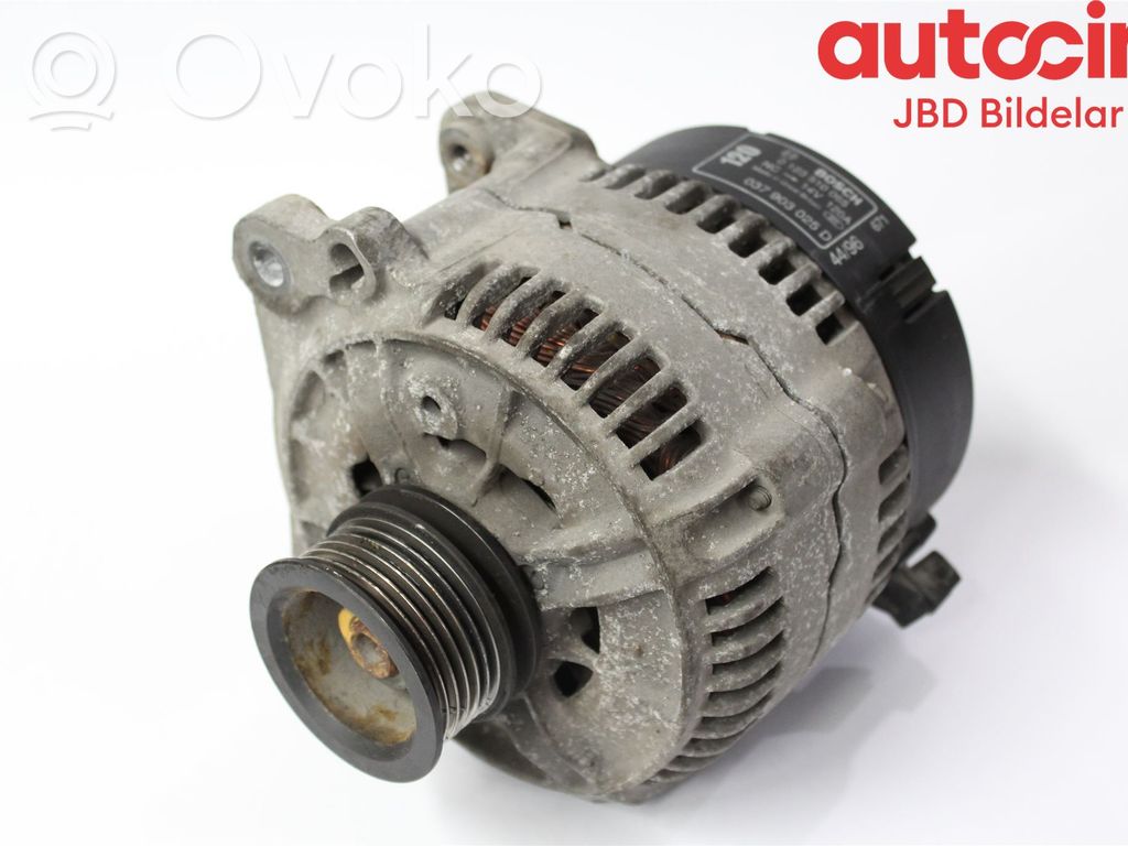 Audi A3 S3 8L Generatorius 