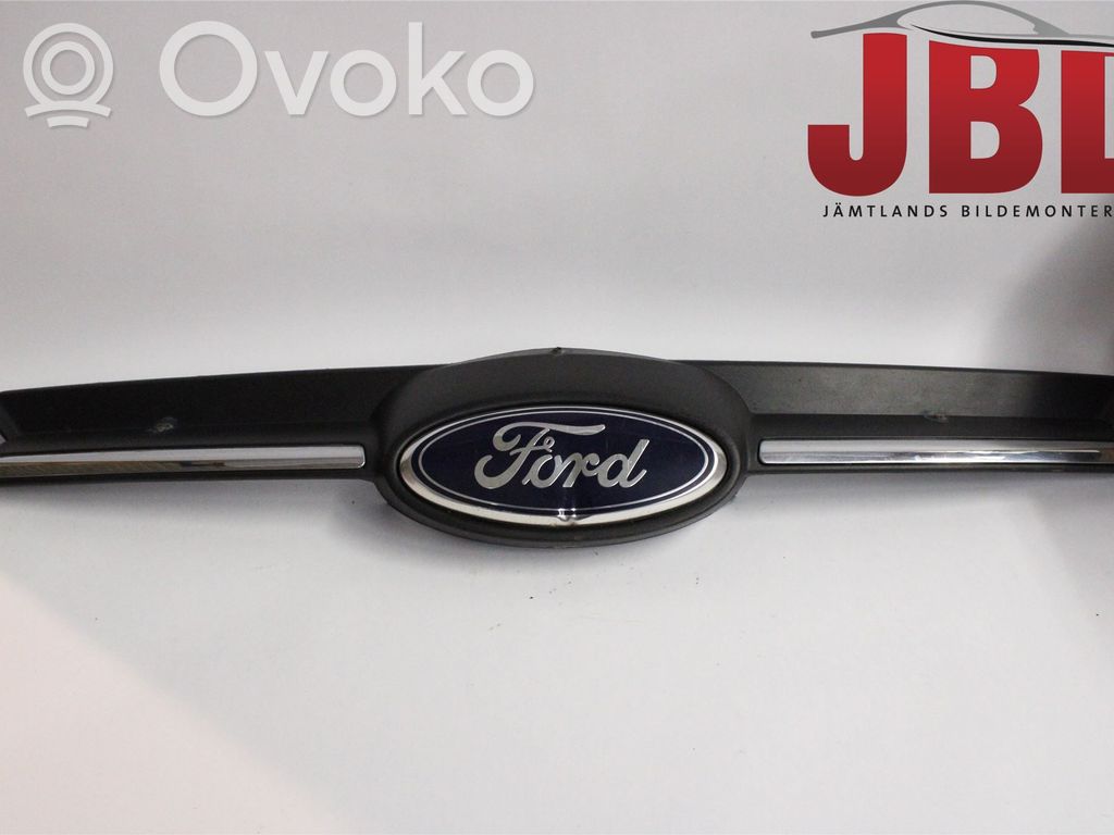 Ford Focus Rejilla inferior del parachoques delantero 