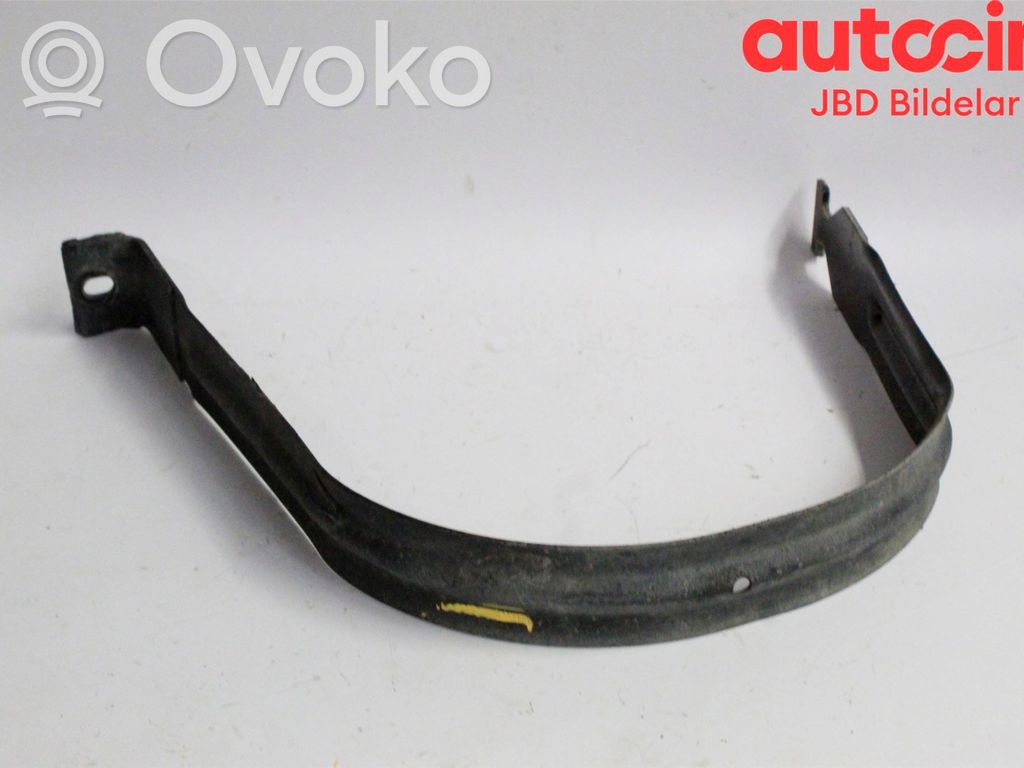 Dodge RAM Polttoainesäiliön kannake 