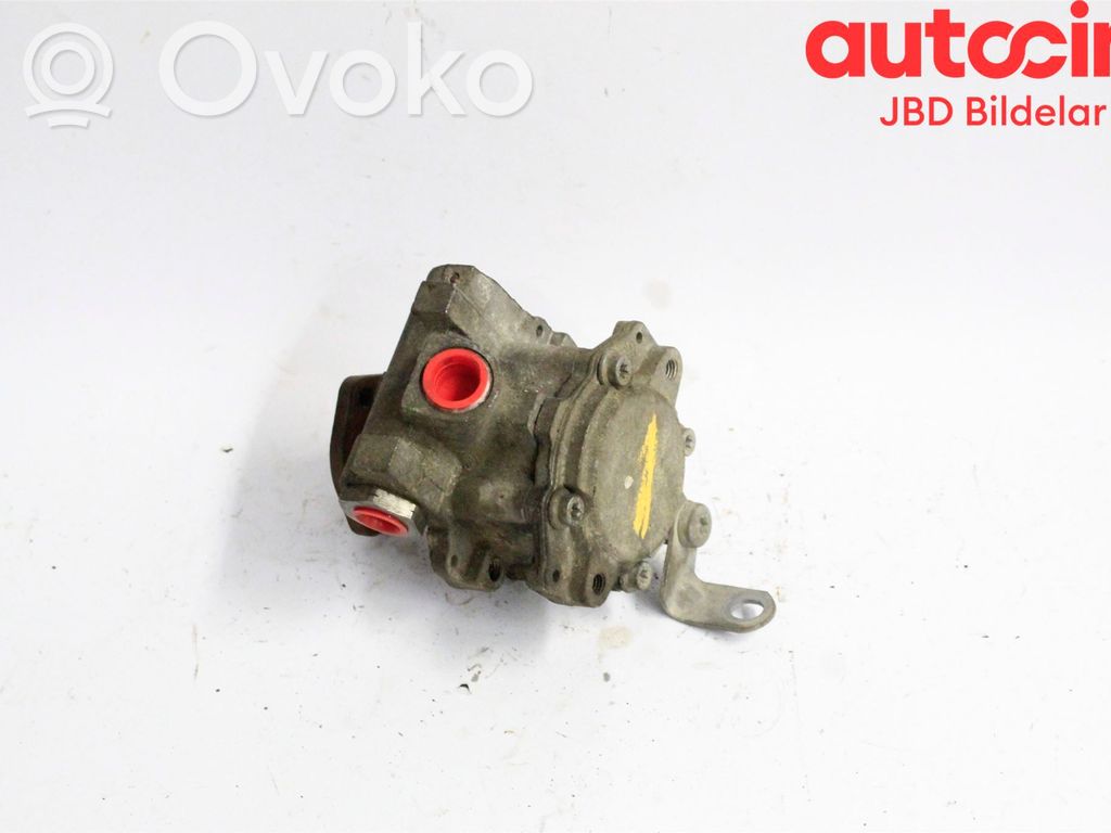 Power steering pump   32416780459