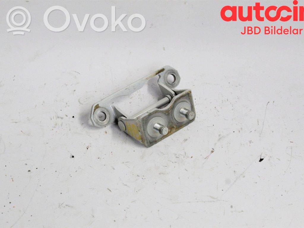 Subaru XV I Tailgate/trunk/boot hinge 