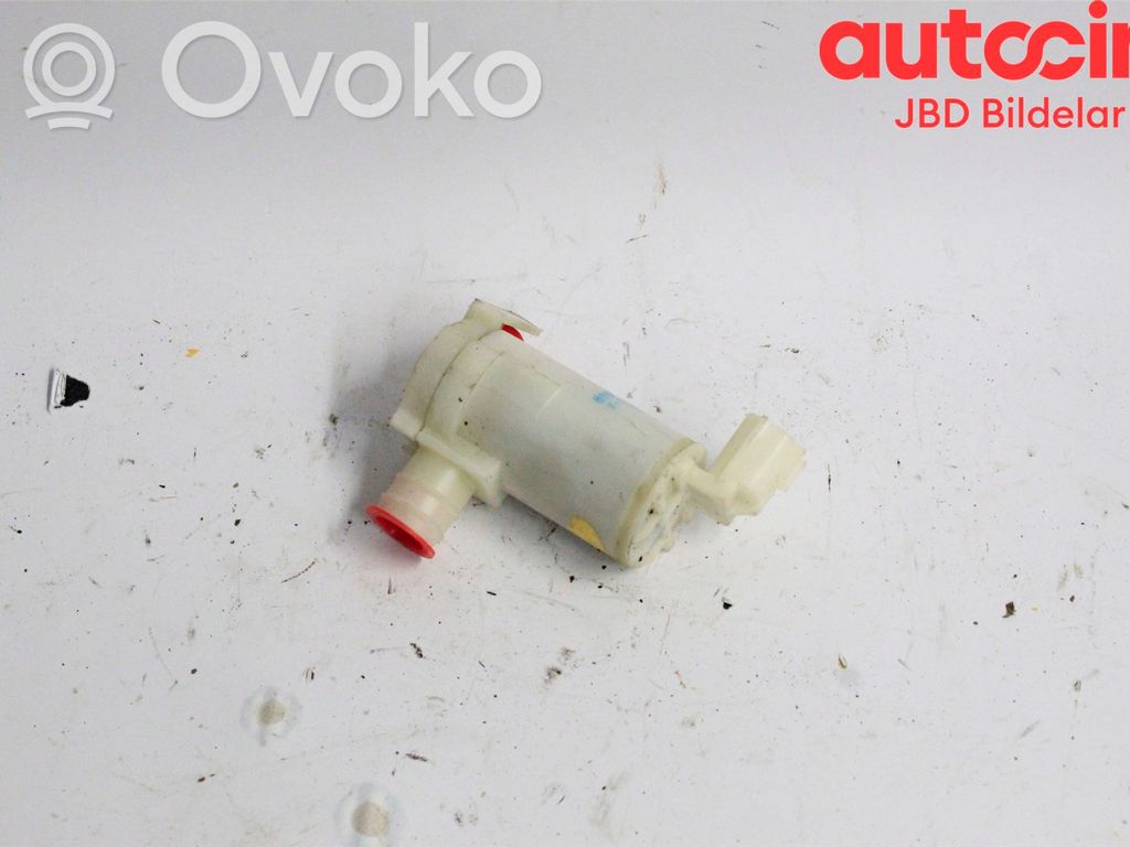 Windscreen/windshield washer pump   8973143500