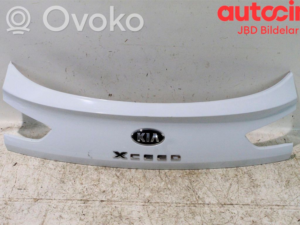 KIA Xceed Moldura de la puerta trasera 