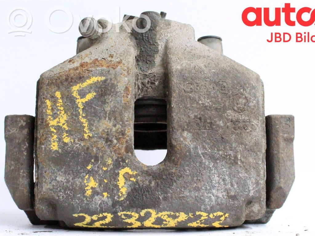 Etujarrusatula   1K0615124E