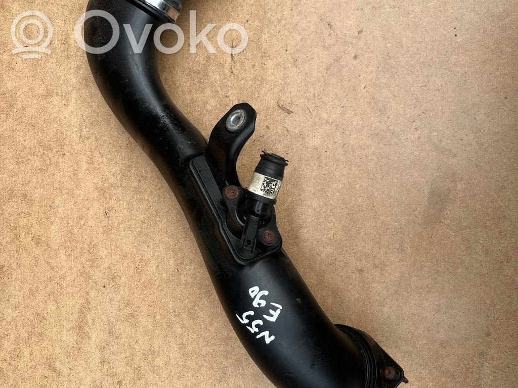 BMW 3 E90 E91 Air intake duct part 