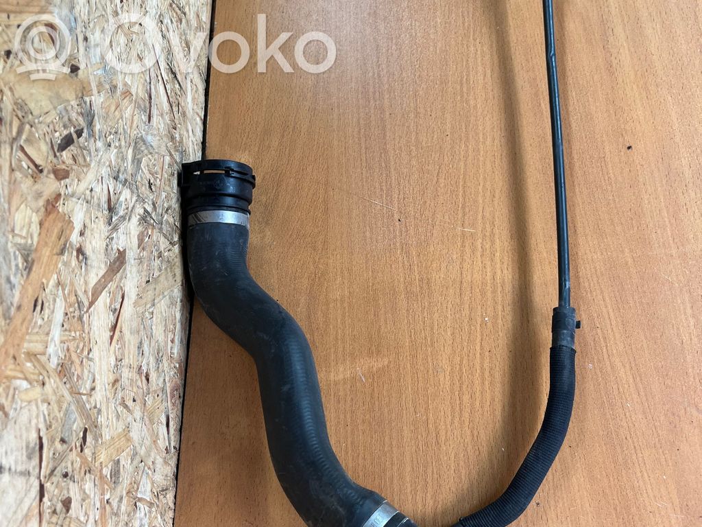 BMW X1 E84 Engine coolant pipe/hose 