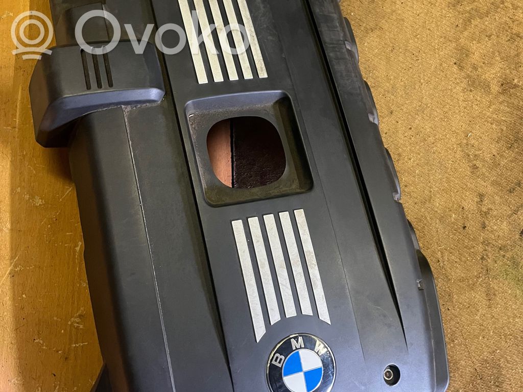 BMW 3 E90 E91 Engine cover (trim) 