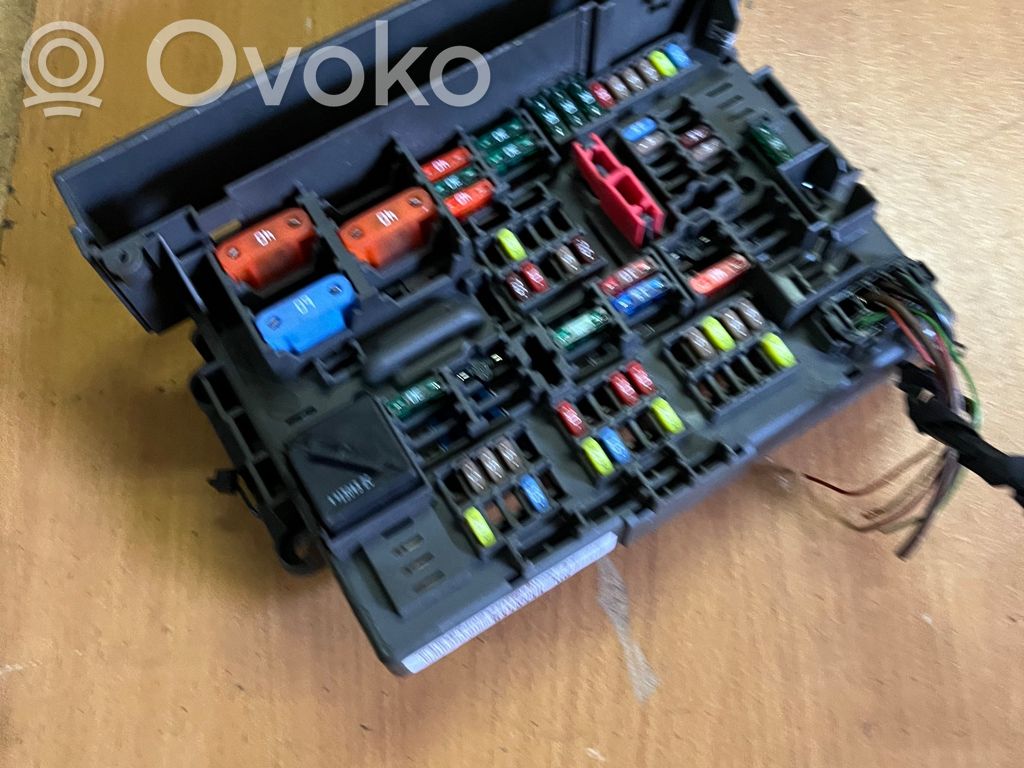 BMW X1 E84 Fuse module 