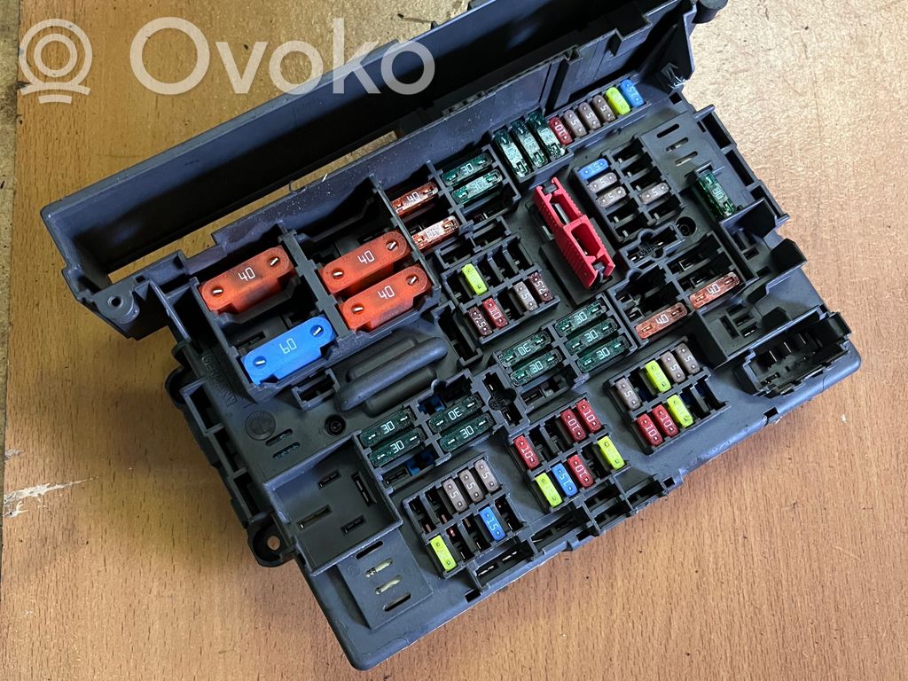 BMW 3 E92 E93 Fuse module 
