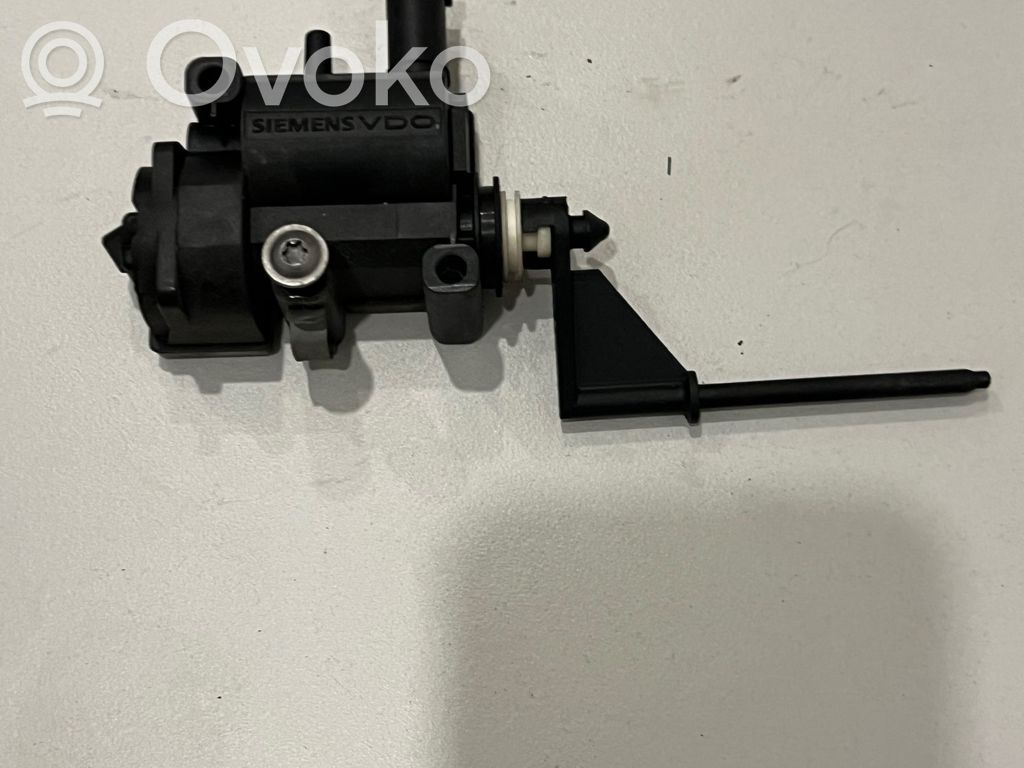 BMW 3 E92 E93 Polttoainesäiliön korkin lukko 