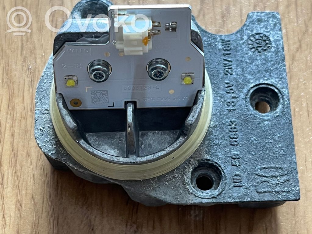 BMW X1 E84 LED ballast control module 