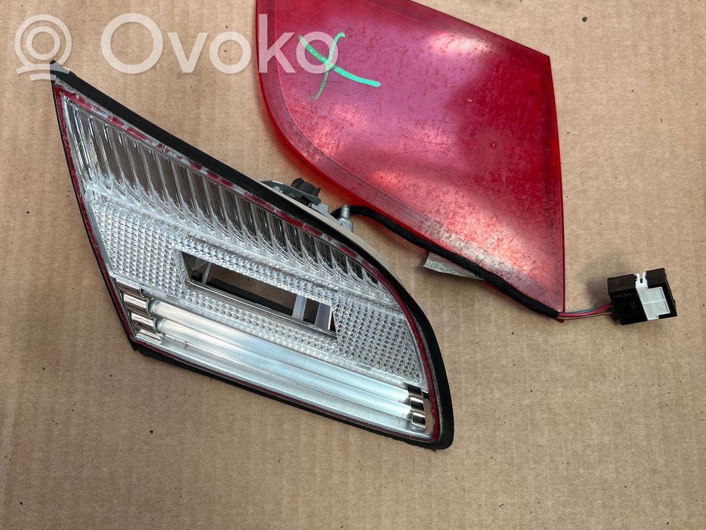 Tailgate rear/tail lights   7162303,71627162303