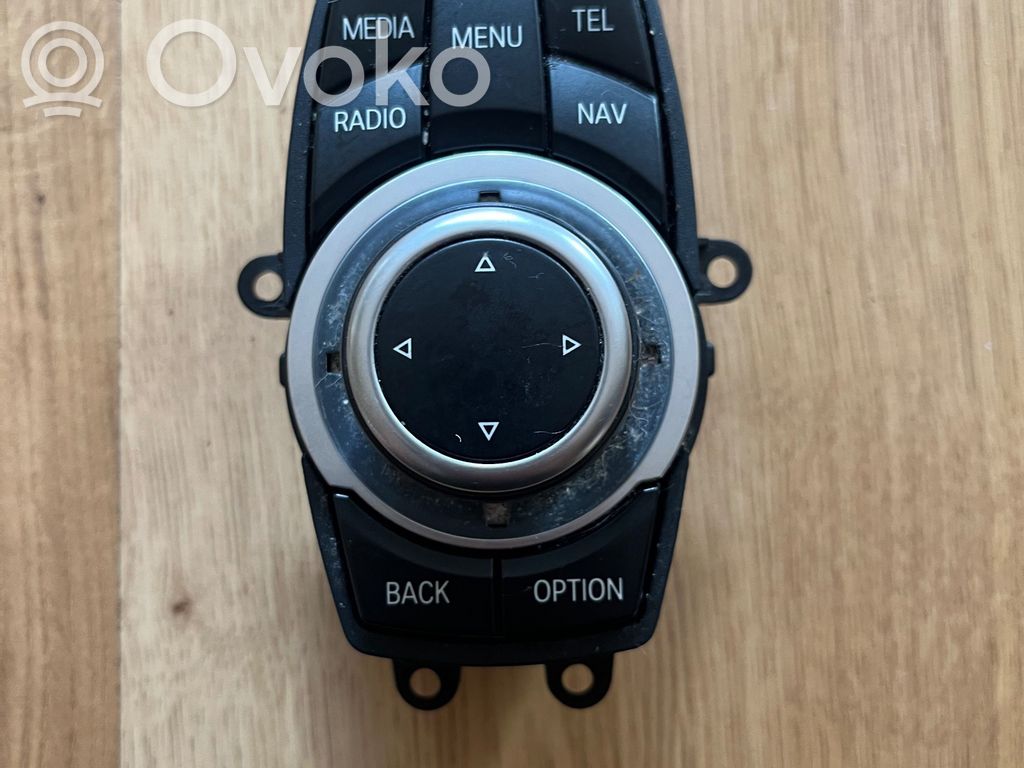 BMW X1 E84 Head unit multimedia control 