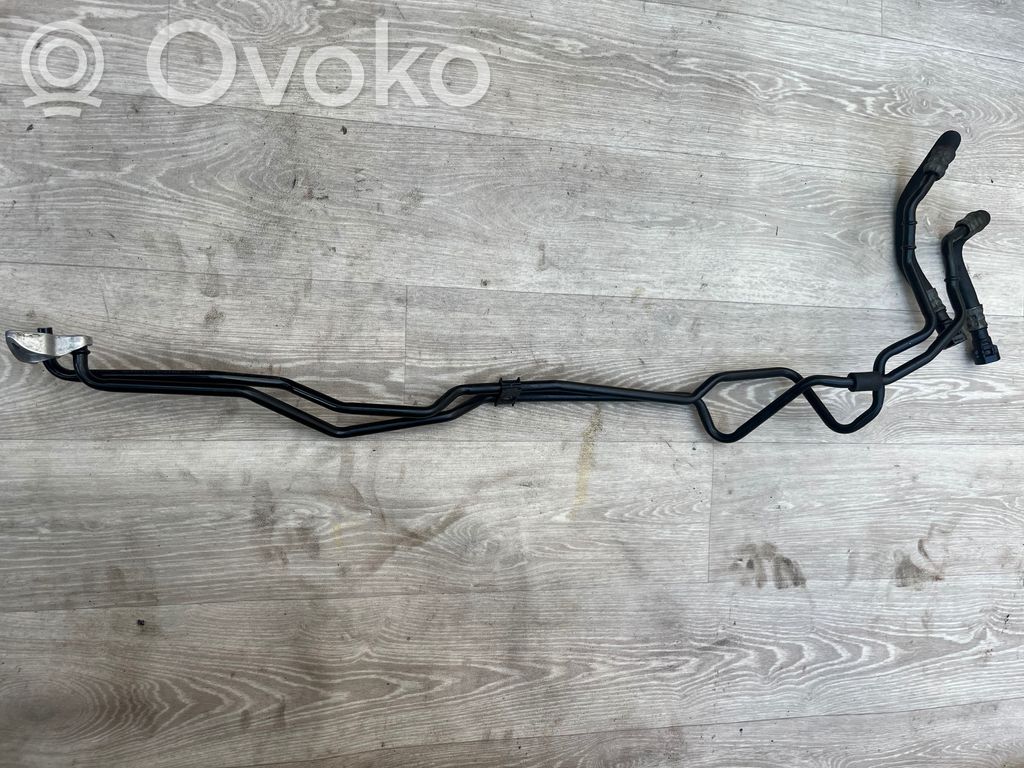 BMW 3 E90 E91 Gearbox oil cooler pipe/hose 