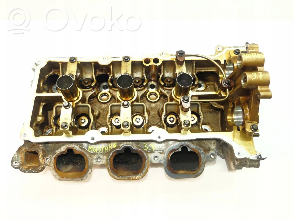 Ford Mustang V Engine head 