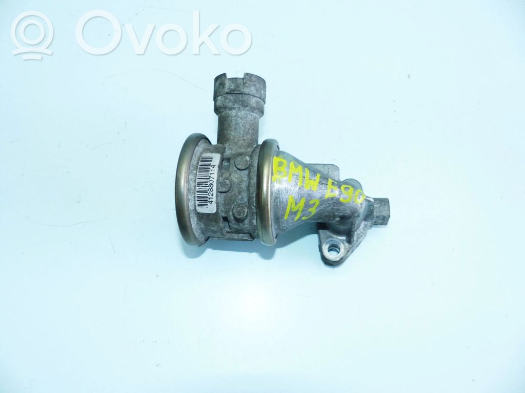 BMW M3 e90 EGR valve 