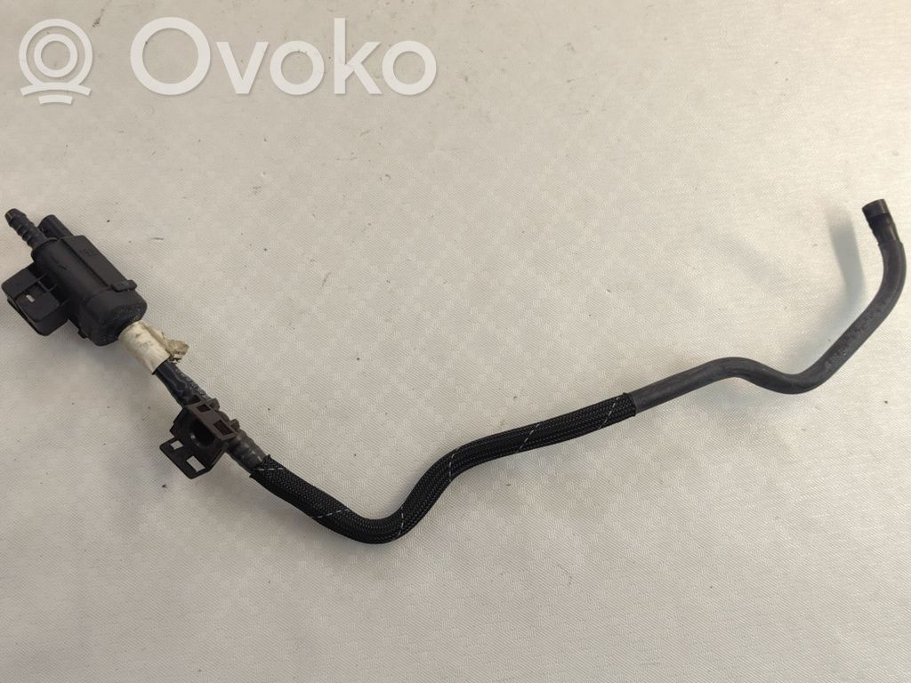 Audi Q7 4M Conductă/furtun vacuum 