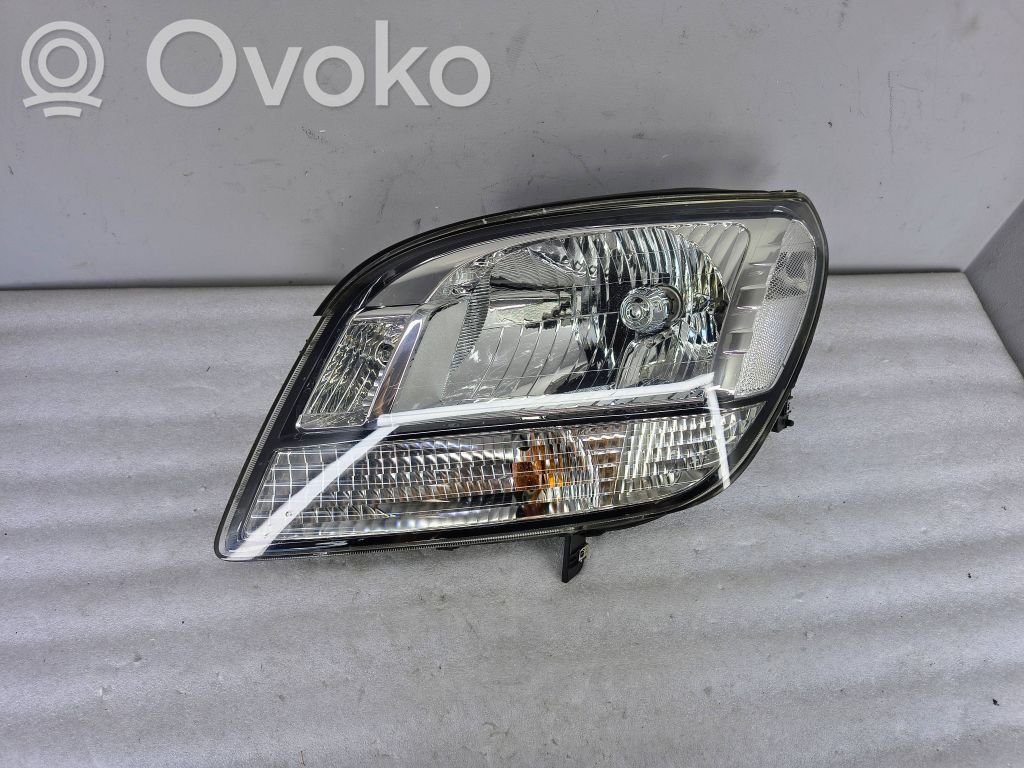 Chevrolet Orlando Lampa przednia 