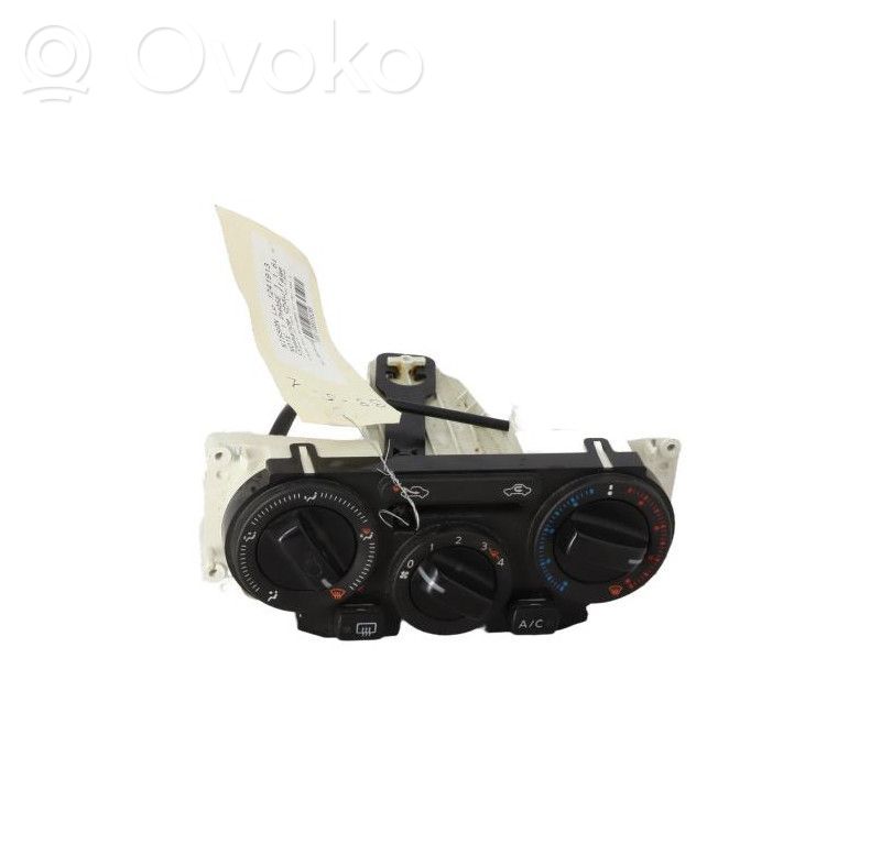 Nissan Note (E11) Climate control unit 