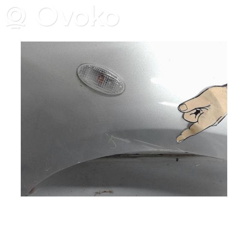 Mazda 2 Крыло 