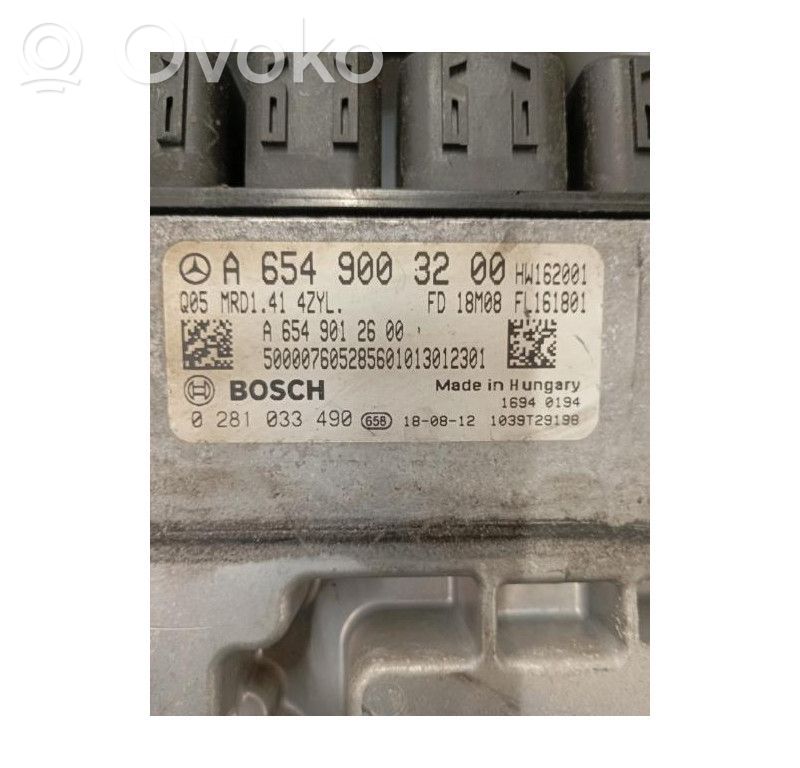 Mercedes-Benz C W205 Engine control unit/module 