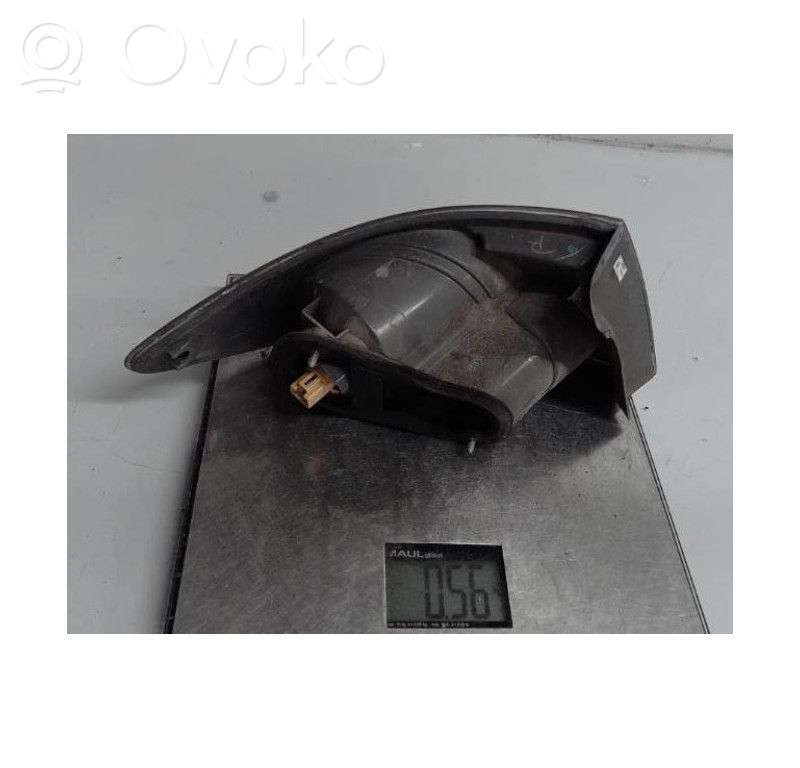 Rear/tail lights   GJ6A51170E