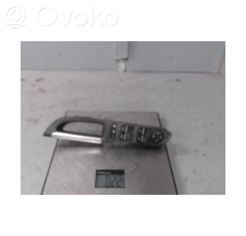 Ford C-MAX II Electric window control switch 