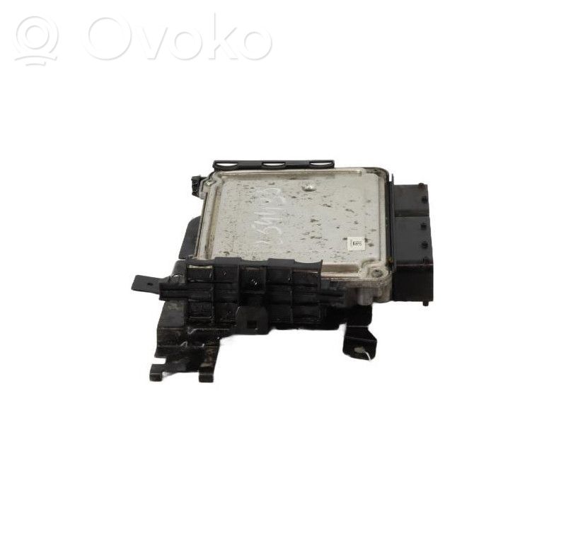 Engine control unit/module   5N0920883C