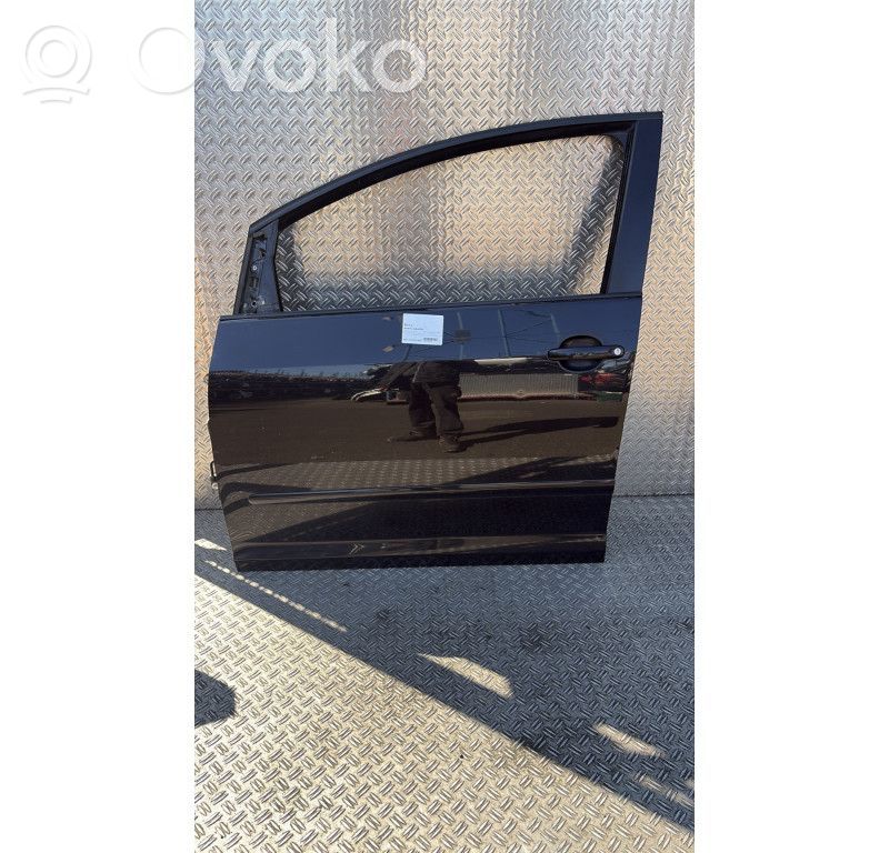 Puerta delantera   5M0831301P