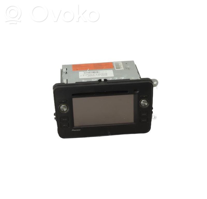 Skoda Octavia Mk2 (1Z) Panel / Radioodtwarzacz CD/DVD/GPS 