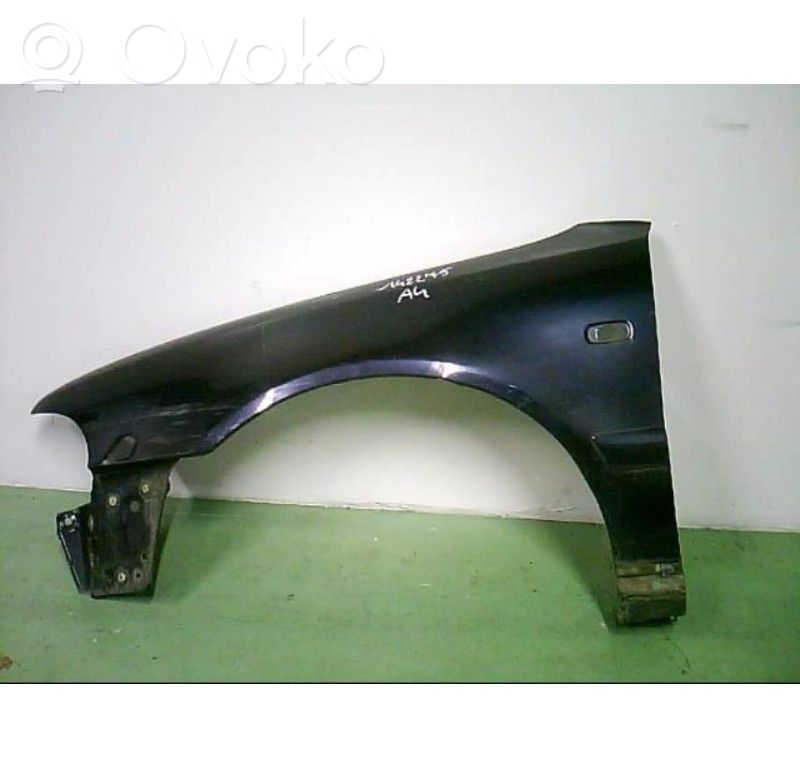 Audi A4 S4 B5 8D Guardabarro 