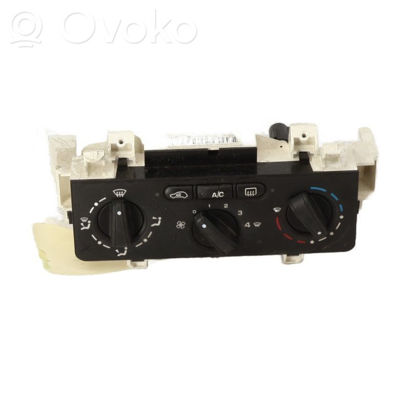 Citroen C2 Climate control unit 