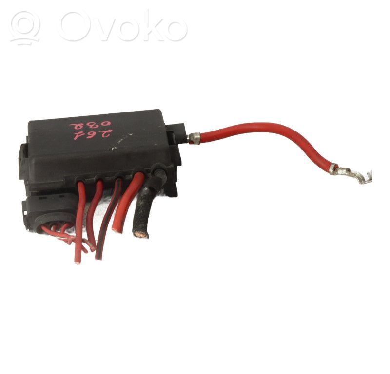 Unidad de control del BSM   8L0941822