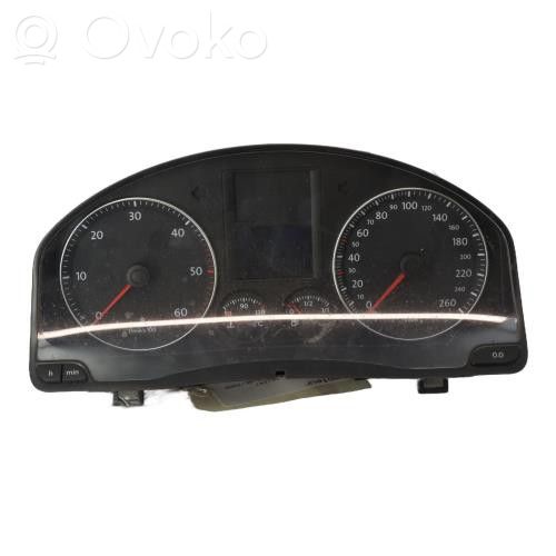 Volkswagen Jetta V Spidometrs (instrumentu panelī) 