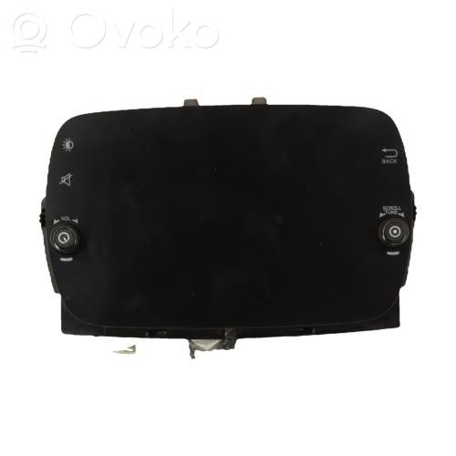 Fiat 500 Panel / Radioodtwarzacz CD/DVD/GPS 