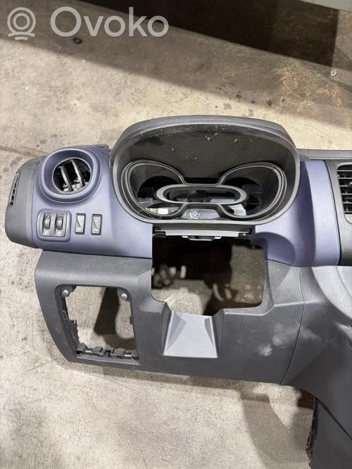 Opel Vivaro Cruscotto