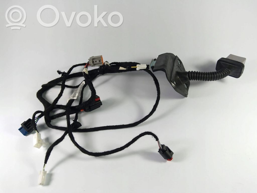 Cableado de puerta trasera   68409482AB