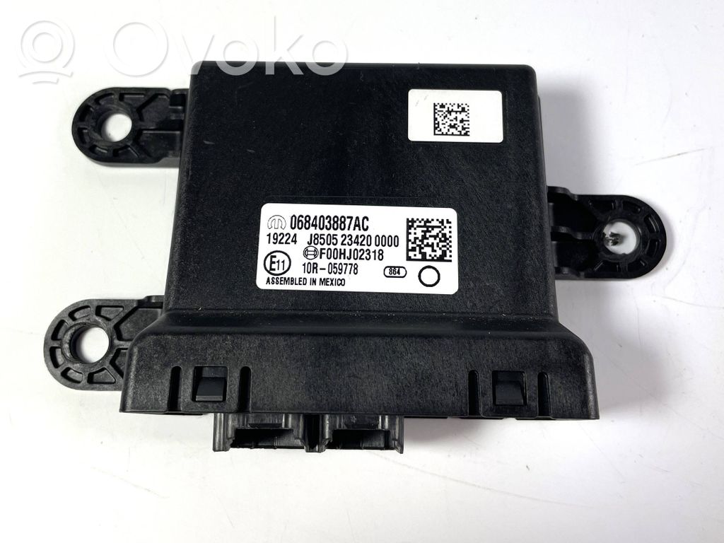 Dodge Challenger Gateway control module 