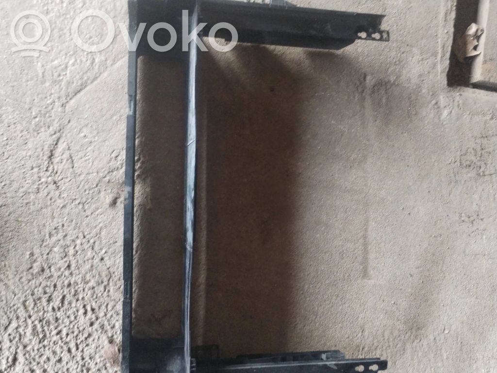 Radiator trim   17117787443,F6416