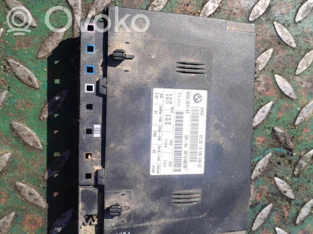 BMW 3 E90 E91 Istuimen säädön moduuli 