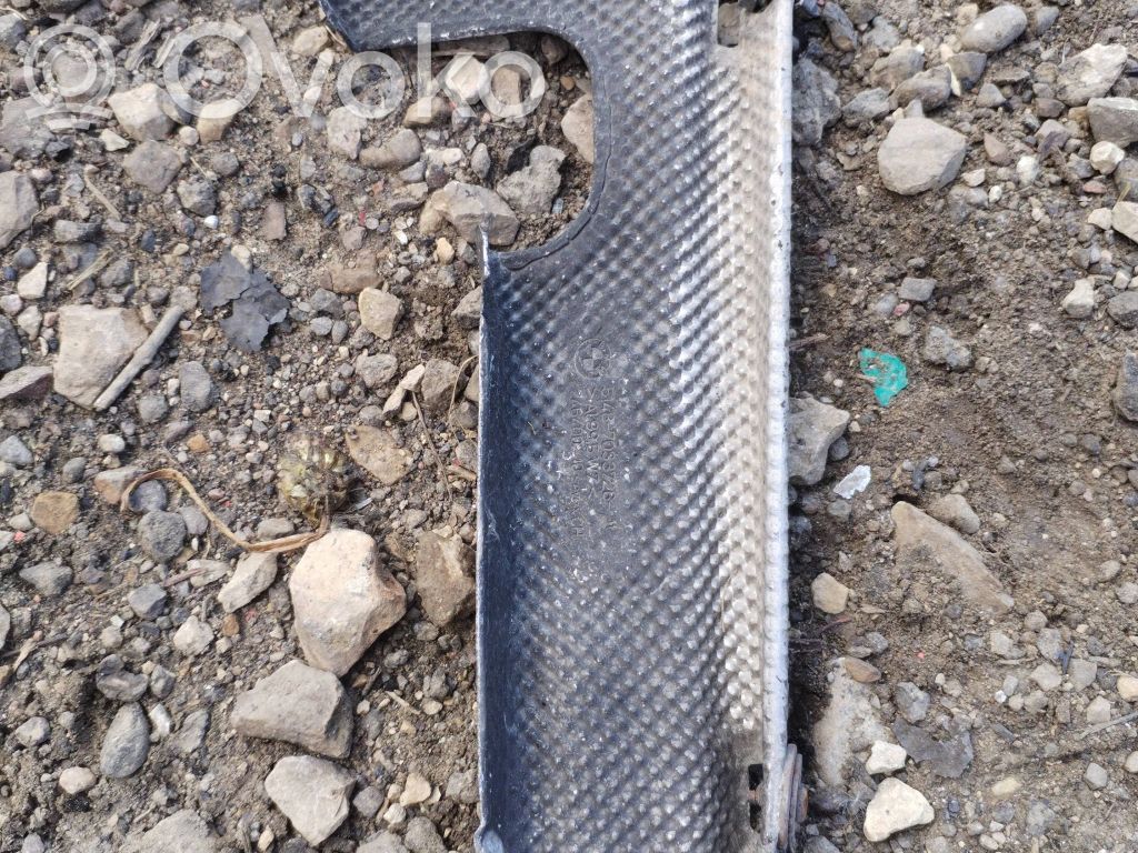 Exhaust heat shield   7033726