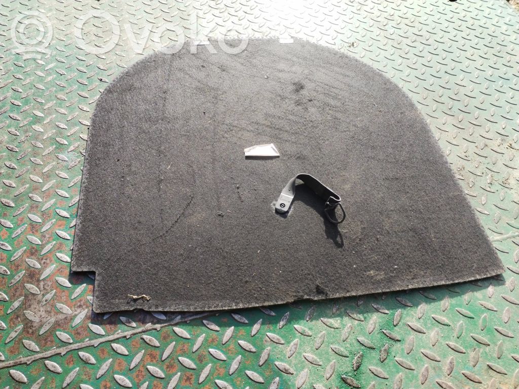 Trunk/boot floor carpet liner   7024879,15892811