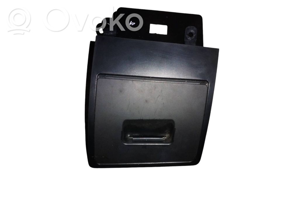 Boite à gants   5853001