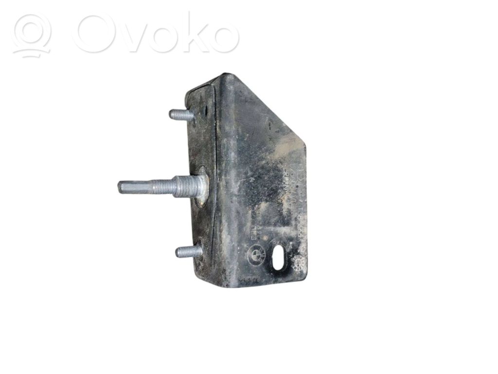 Atrama galinio dangčio   7138665