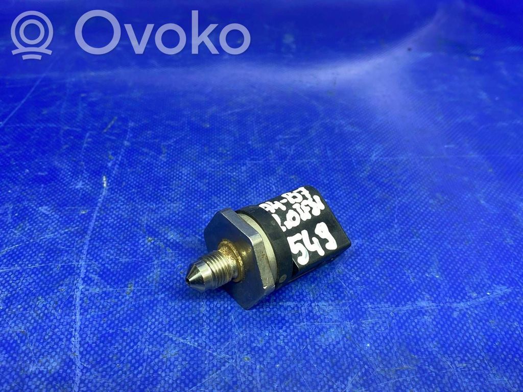 Audi A4 S4 B7 8E 8H Czujnik ciśnienia paliwa 