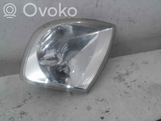 Volkswagen Polo Front indicator light 