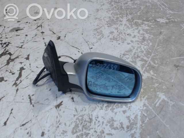 Volkswagen Golf IV Front door electric wing mirror 
