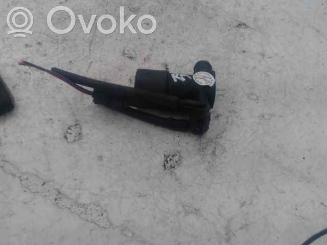 Peugeot 207 Windscreen/windshield washer pump 