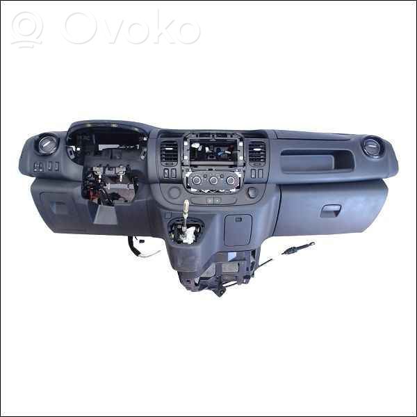 Renault Trafic I Dashboard 