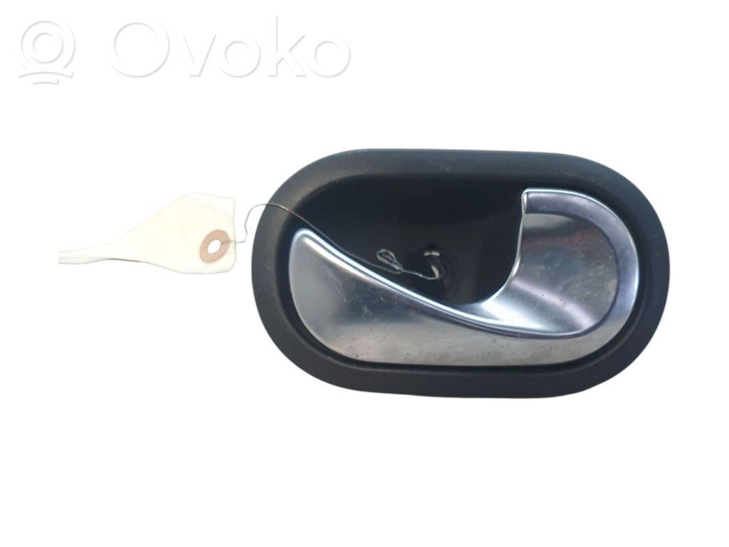 Renault Twingo III Manecilla interna puerta delantera 